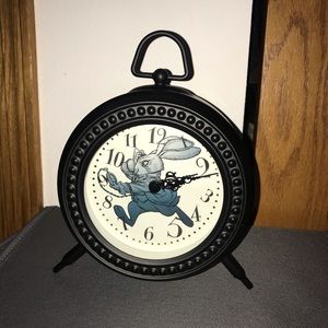 Disney Alice In Wonderland tabletop clock